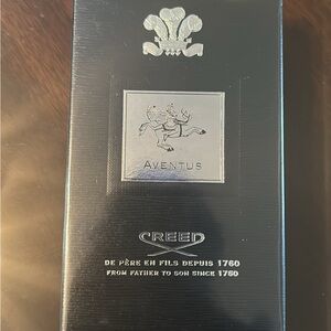 Creed Aventus Black and Silver Box